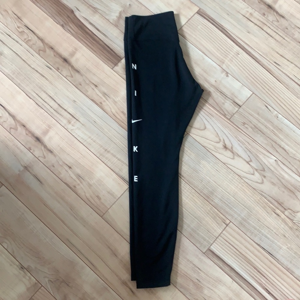 Nike dri-fit leggings